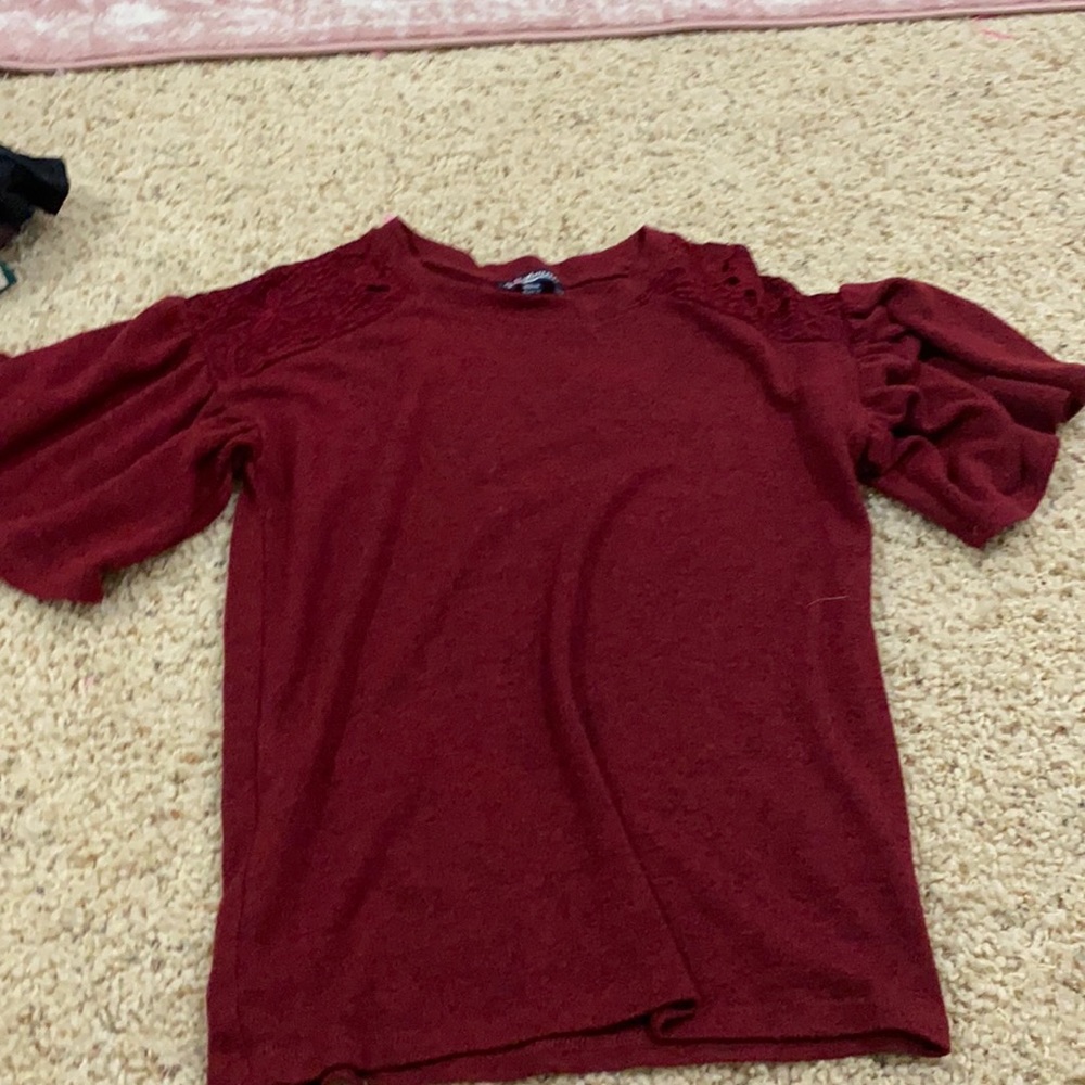 Burgundy fall short sleeve tee